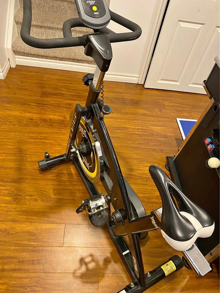 Everlast EV706 Indoor Spin Bike – Excellent Condition