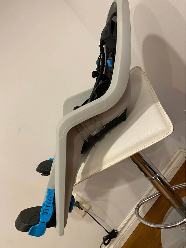 Thule Front-Mounted Child Bike Seat – Complete with Mount & Key - photo 3