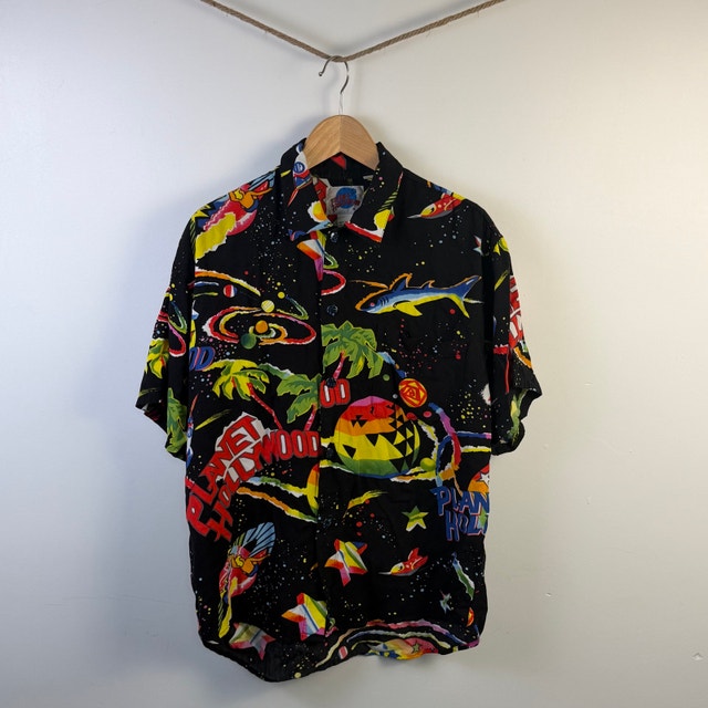 Rare Planet Hollywood All Over Print Casual Button Up Shirt 9
