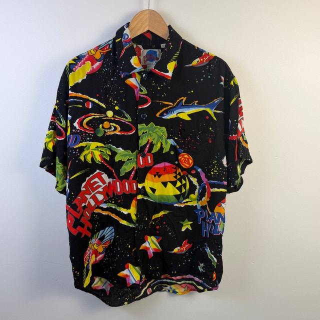 Rare Planet Hollywood All Over Print Casual Button Up Shirt 9 - photo 4