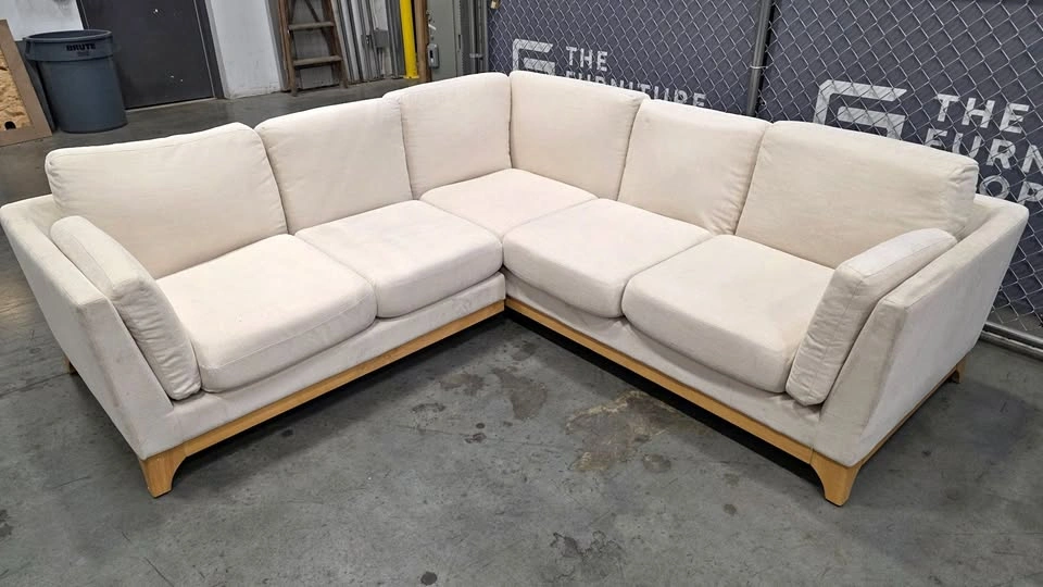 Modern Cream Corner Sectional – Unused / Cosmetic Project