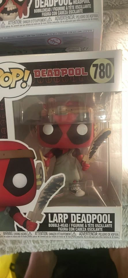 Funko pops deadpool and she hulk - photo 3