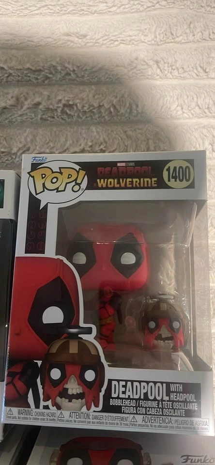 Funko pops deadpool and she hulk - photo 4
