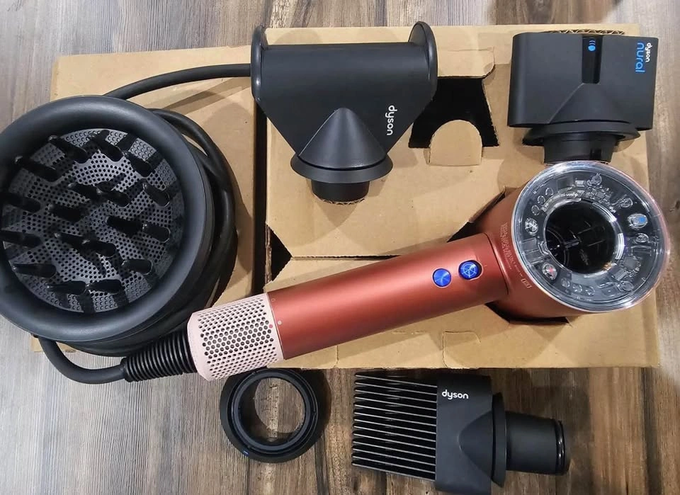 Dyson Supersonic Nural | NEW Open Box | Strawberry Bronze - photo 3