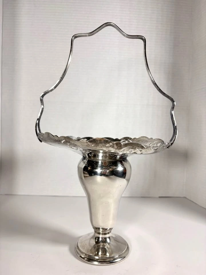 Vintage Wm. A. Rogers Silver on Copper Pierced Brides Basket - photo 4