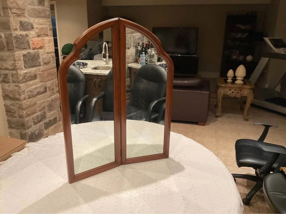 Vintage Bi Fold Mirror - photo 5