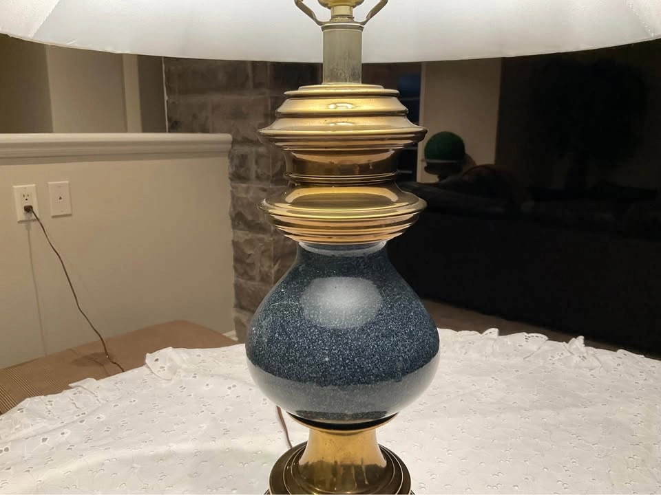Vintage Mid Century Table Lamp Brass & Enamel Mottled Dark Blue - photo 5