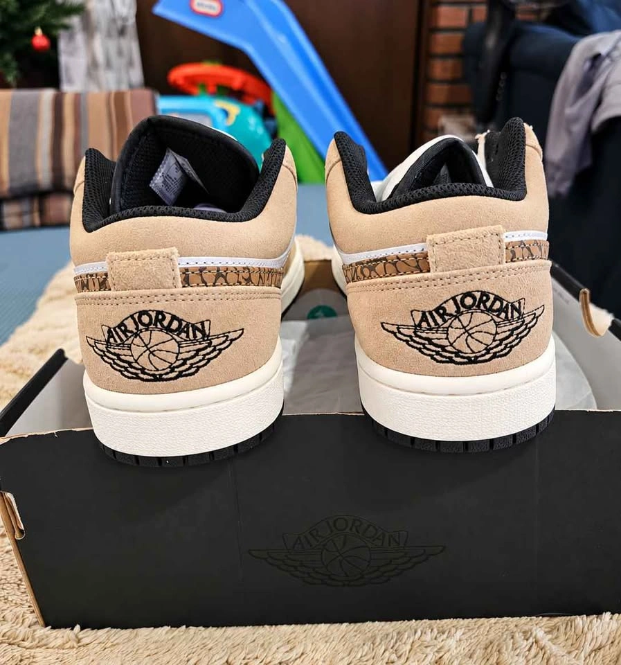 Air Jordan 1 Low SE “Brown Elephant” (Size 7M/8.5W) - photo 5