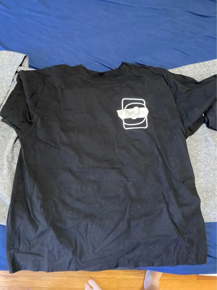 2 Dave Chappelle 3XL T-Shirts w/ tote - United Center 2023 image indicator(4)