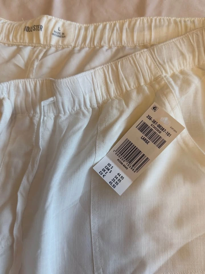 Brand new Hollister white pants size L - photo 3