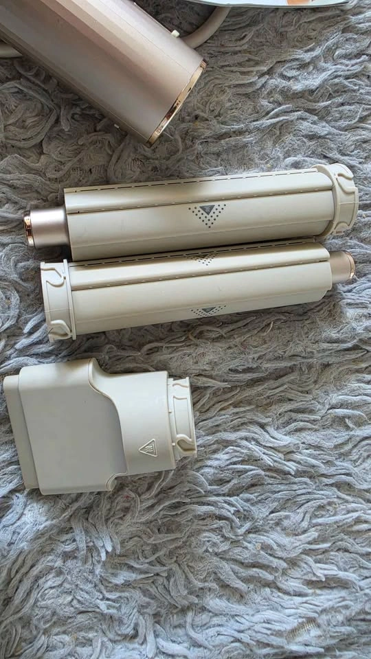Shark FlexStyle Air Styling With Attachments - photo 3