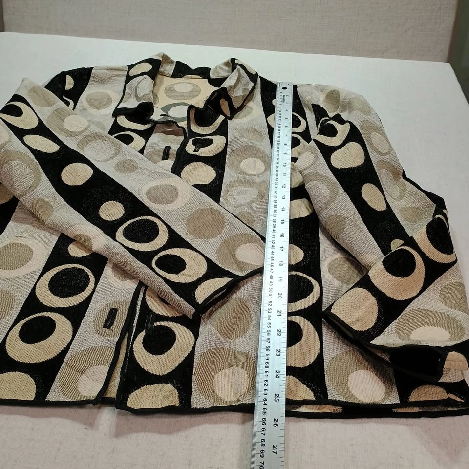 Winding River 1XL Open Front Jacket – Black Beige Circle Print - photo 4