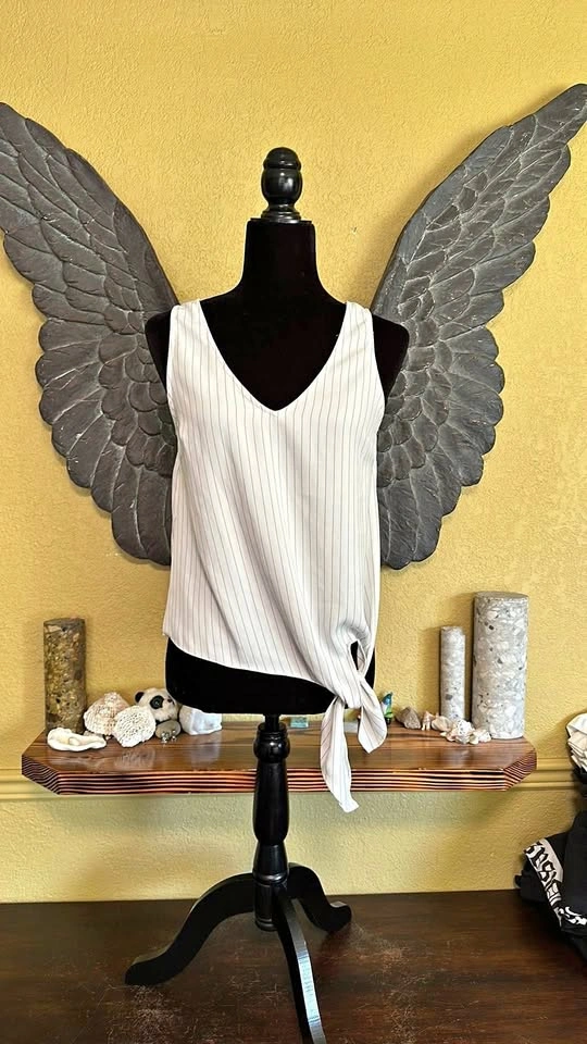 Pentag one striped knot Front Tank Top