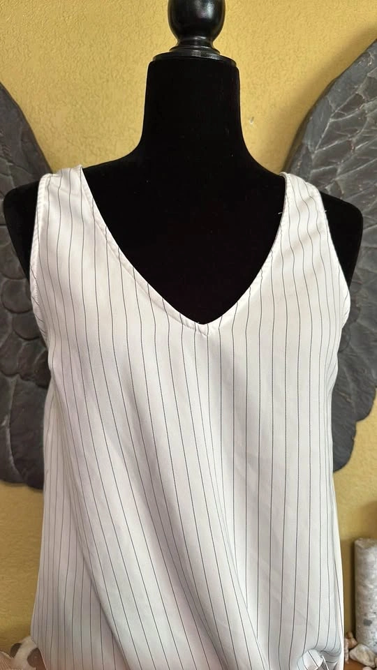 Pentag one striped knot Front Tank Top - photo 2