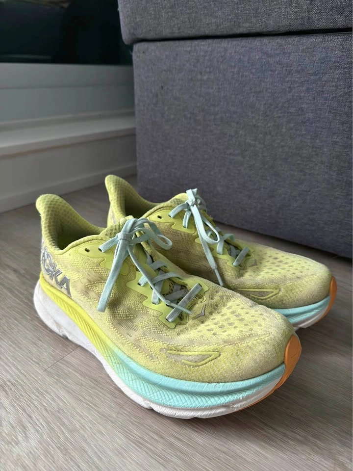 Hoka Clifton 9