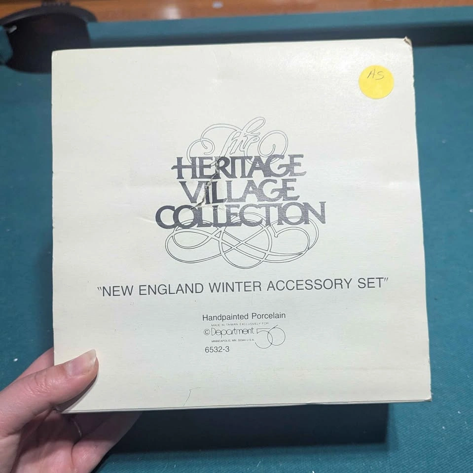 Department 56 - The Heritage Village - New England Winter Access - photo 2