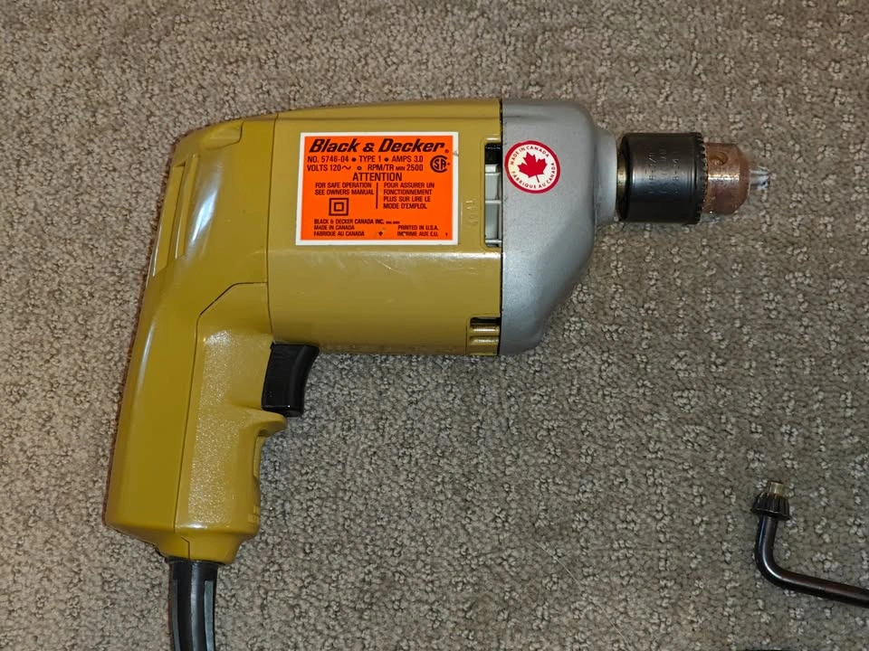 Black & Decker 3/8" Variable Speed Corded Drill Tested & Working - photo 2
