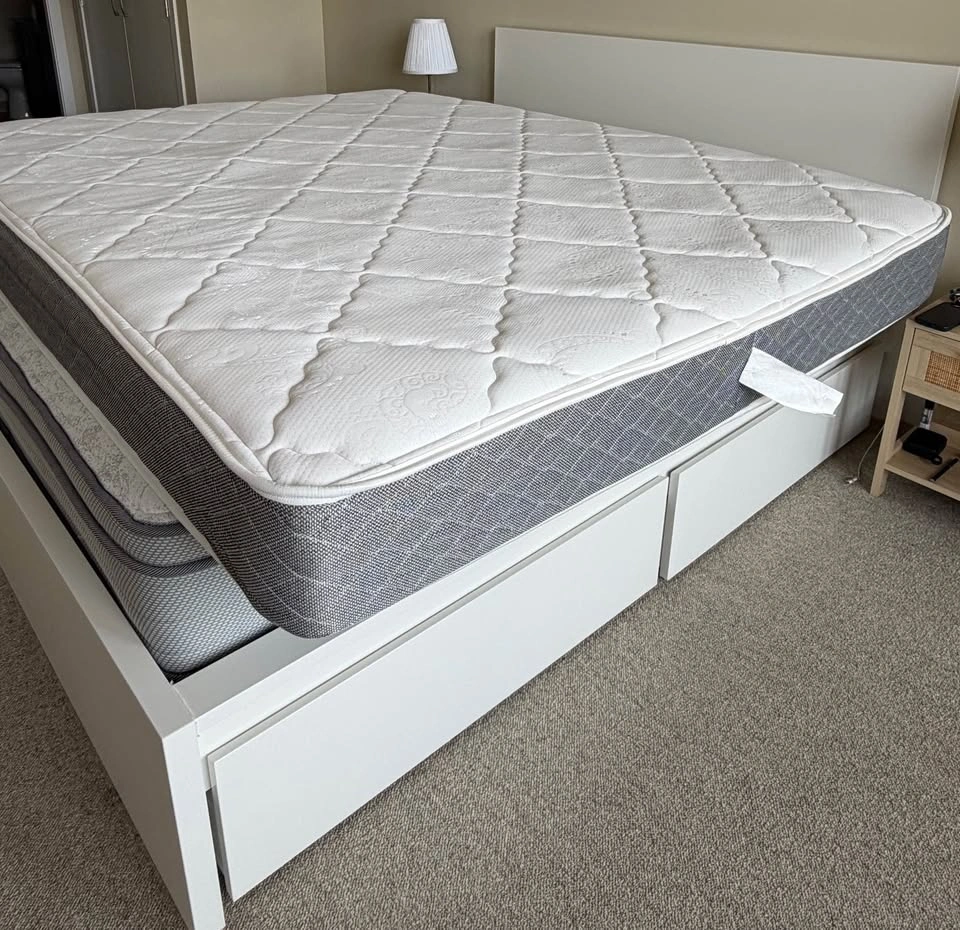 Queen size Spring Mattress