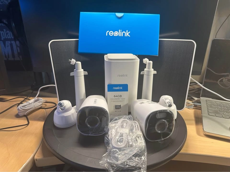 Reolink 4K Security Camera Kit – 2 Argus Eco Ultra + Hub - photo 4