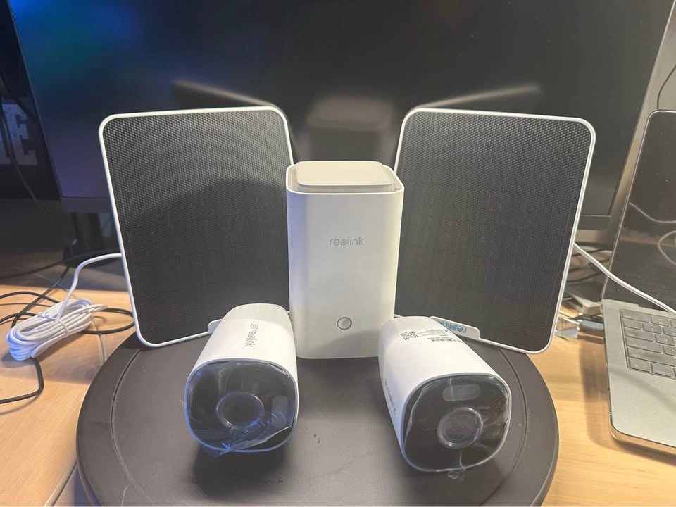 Reolink 4K Security Camera Kit – 2 Argus Eco Ultra + Hub - photo 5