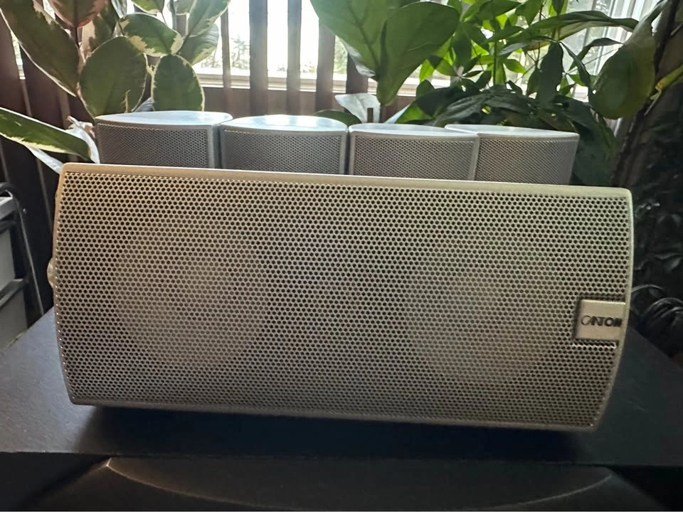 Logitech Z-5500 THX 5.1 System w/ Canton Speakers - photo 2