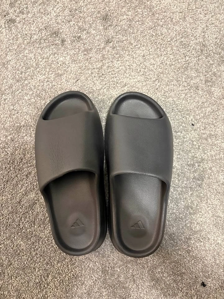 Adidas Yeezy Slide Onyx