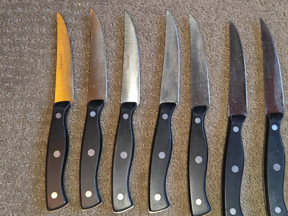 Set of 11 Cuisinart Steak Knives Straight Edge - Dull Condition - photo 2