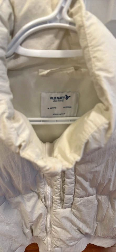 Old Navy Active Puffer Jacket