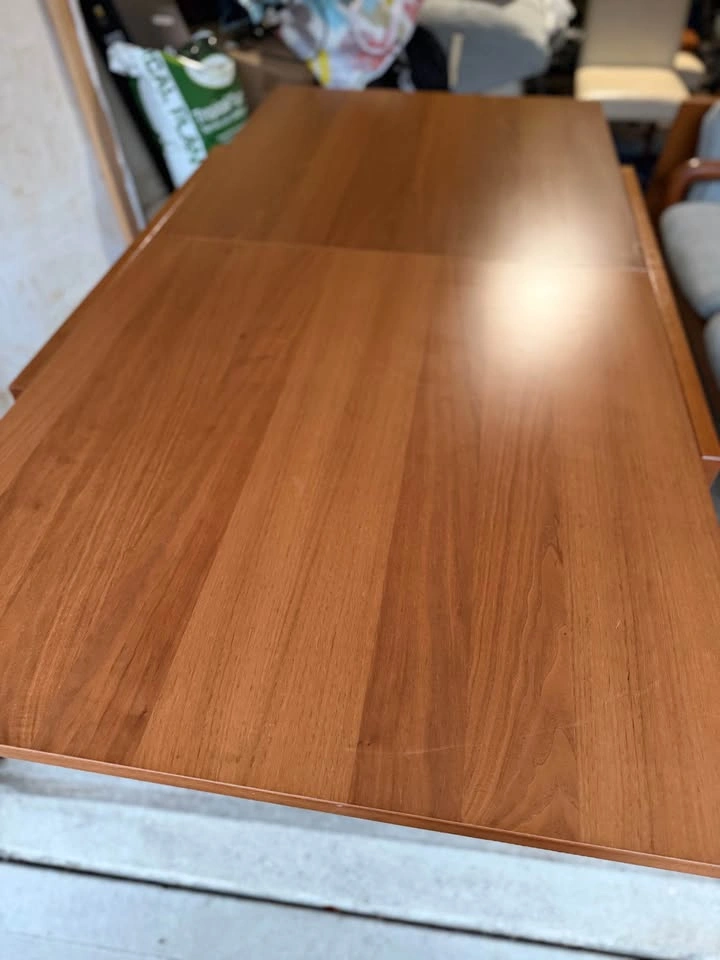 Space-Saving Extending Dining Table, Seats 4–8 - photo 3