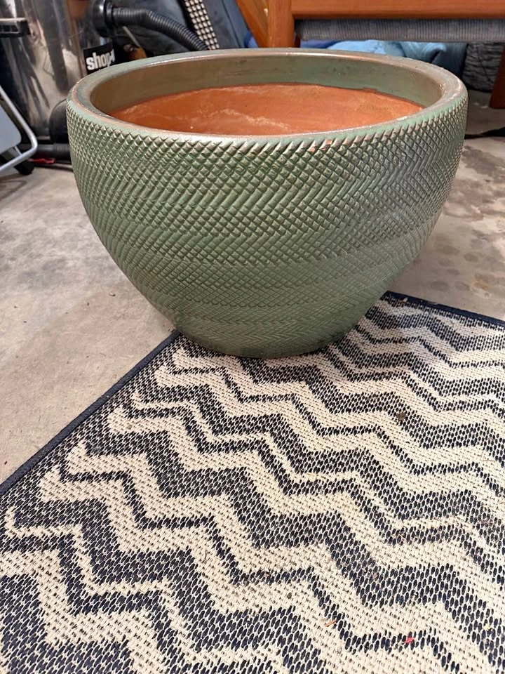 Green Diamond Pattern Ceramic Planter