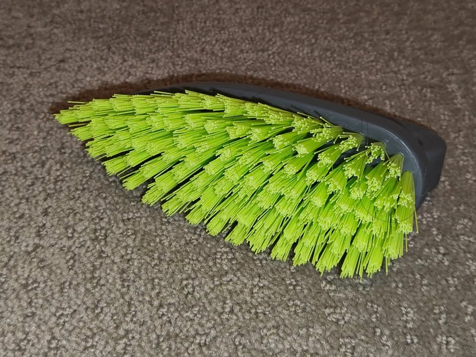 Heavy-Duty Scrub Brush Set (2 Pieces) – Like New - photo 2