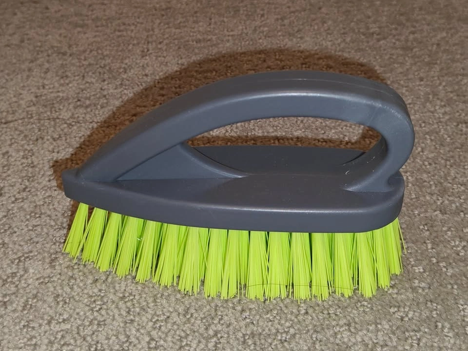 Heavy-Duty Scrub Brush Set (2 Pieces) – Like New - photo 3