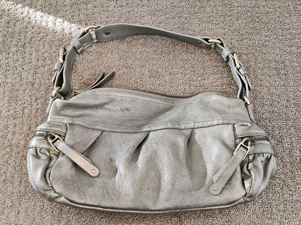 Banana Republic Women Italian Leather Shoulder Bag