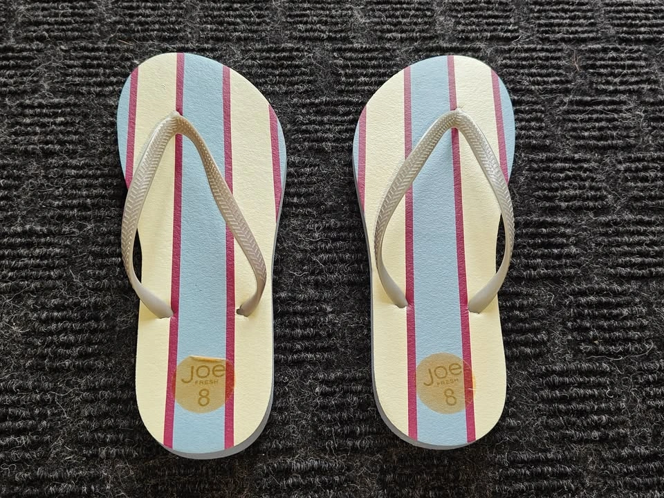 Women Flip Flops Sandals / Slippers - Stripes - Size 8 - photo 4
