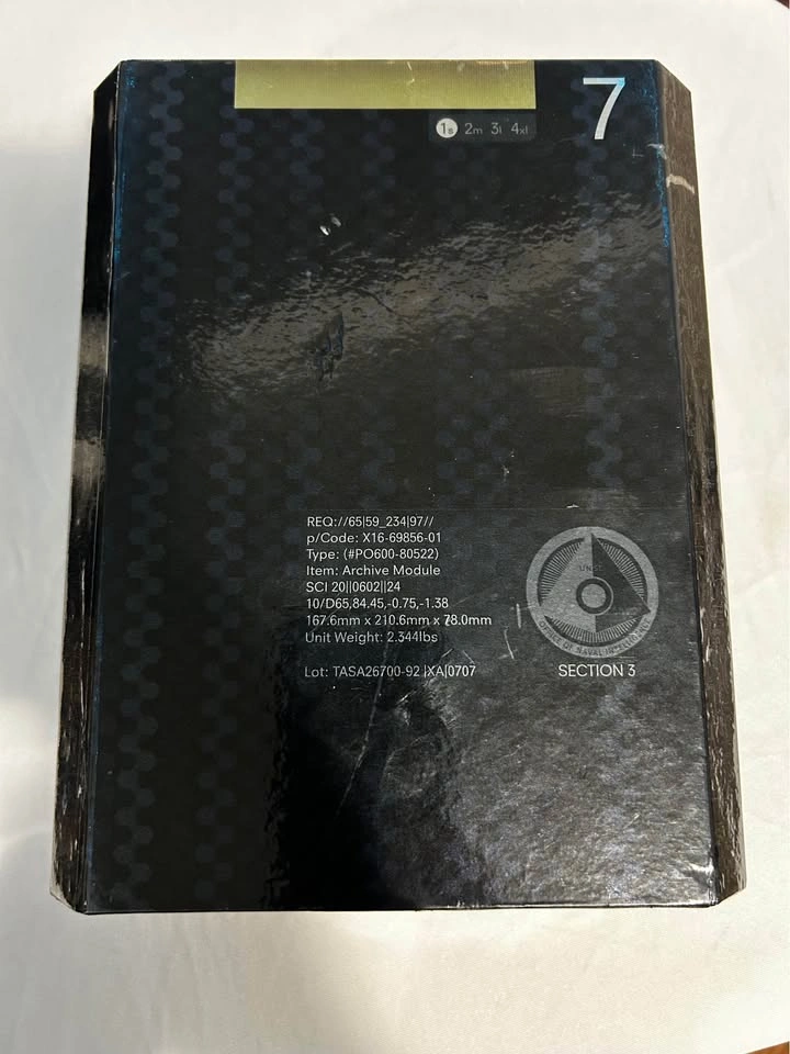 Halo Reach Collector Journal & ONI Box Set - photo 2