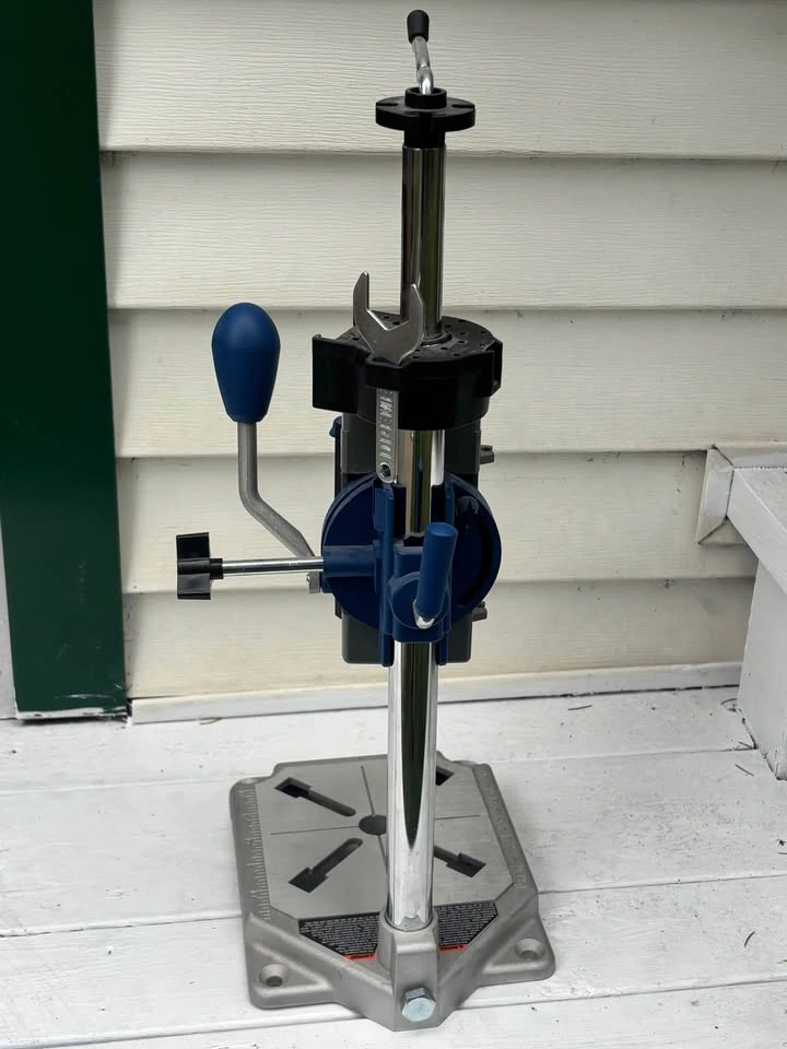 Dremel 220-01 Workstation / Mini Drill Press Stand - photo 4