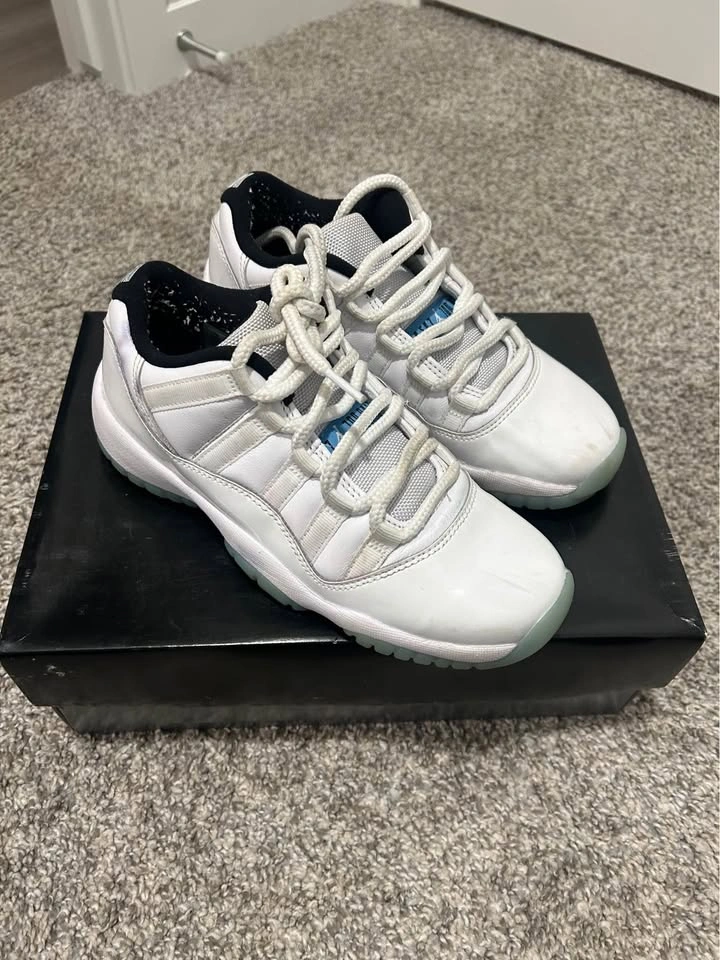 Multiple Jordan’s - photo 2
