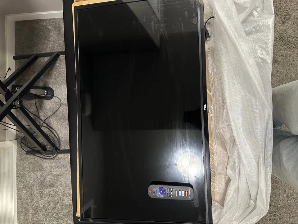 32 inch Roku Tv - photo 3