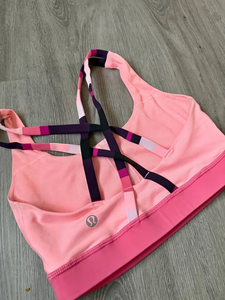 Lululemon energy bra thumbnail