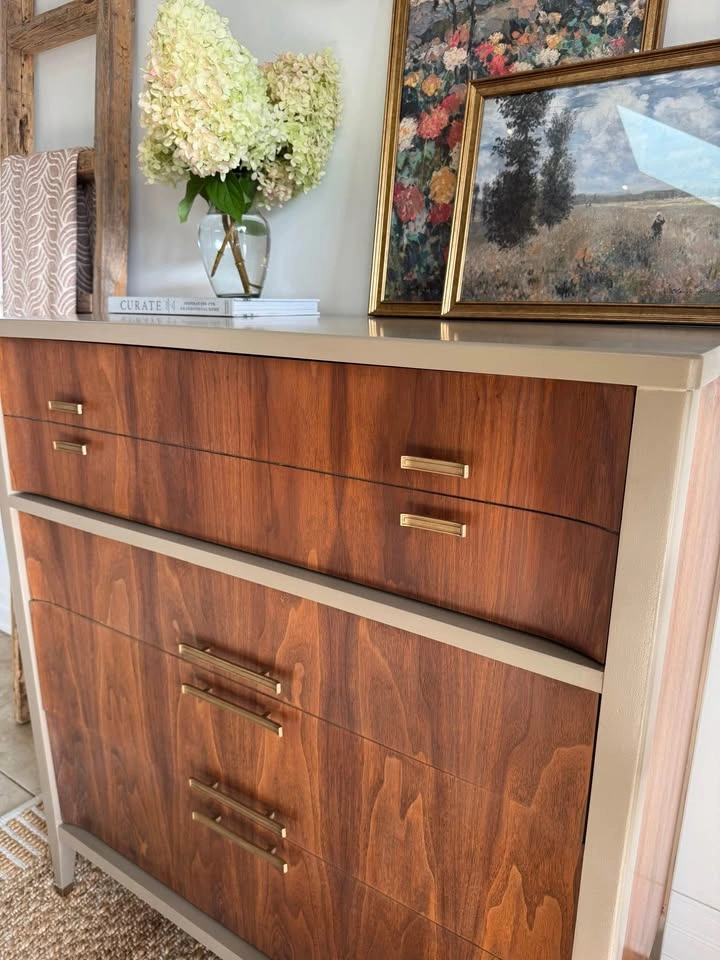 Refinished Kroehler Mid-Century Modern 4-Drawer Tallboy - photo 4