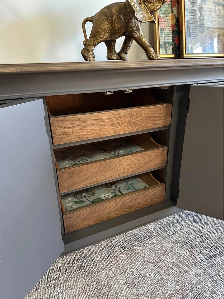 Vintage 9-Drawer Dresser/Credenza | Solid Wood | Restored - photo 4