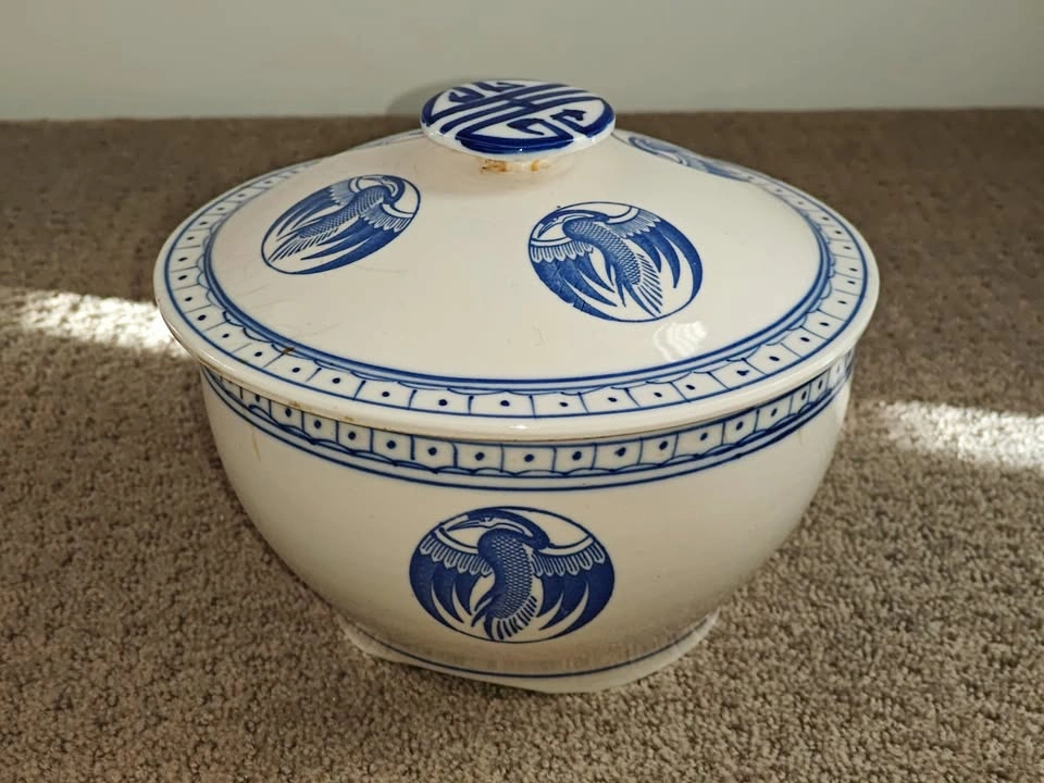 Asian Blue Cranes - Vintage Chinese Pottery Rice Serving Bowl - photo 3
