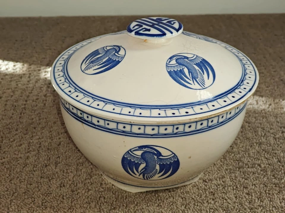 Asian Blue Cranes - Vintage Chinese Pottery Rice Serving Bowl - photo 4
