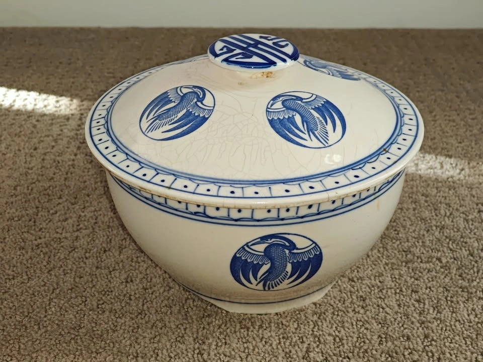 Asian Blue Cranes - Vintage Chinese Pottery Rice Serving Bowl - photo 5