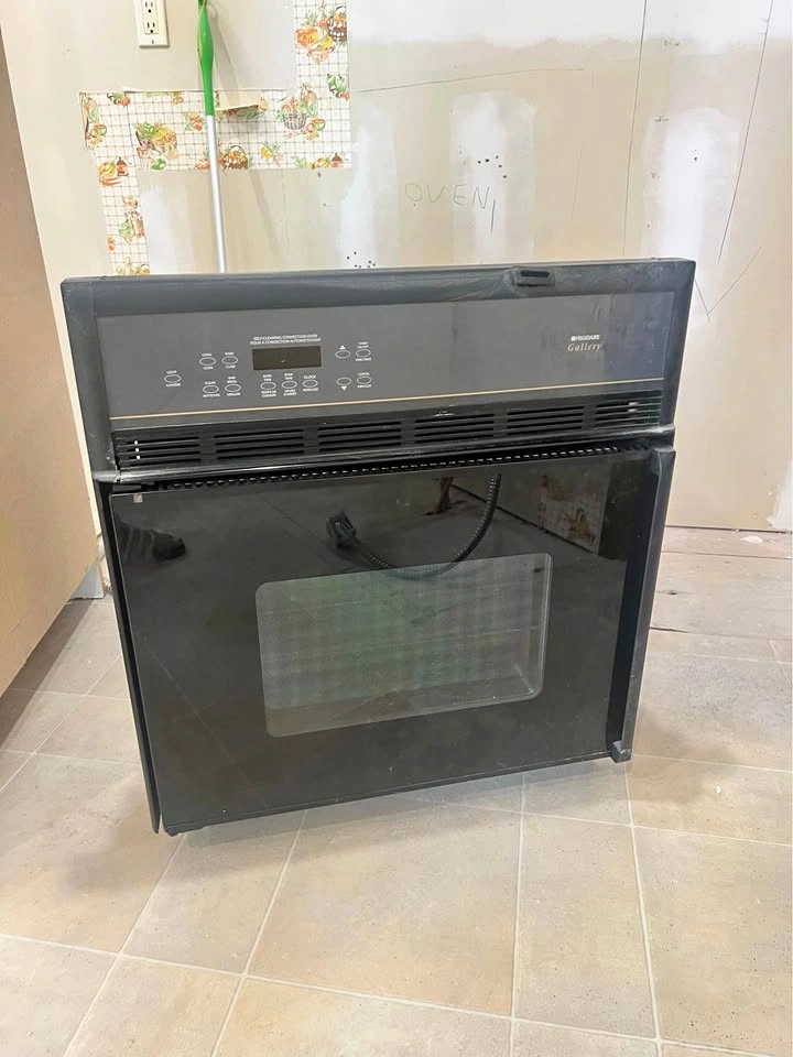 Frigidaire Gallery Wall Oven