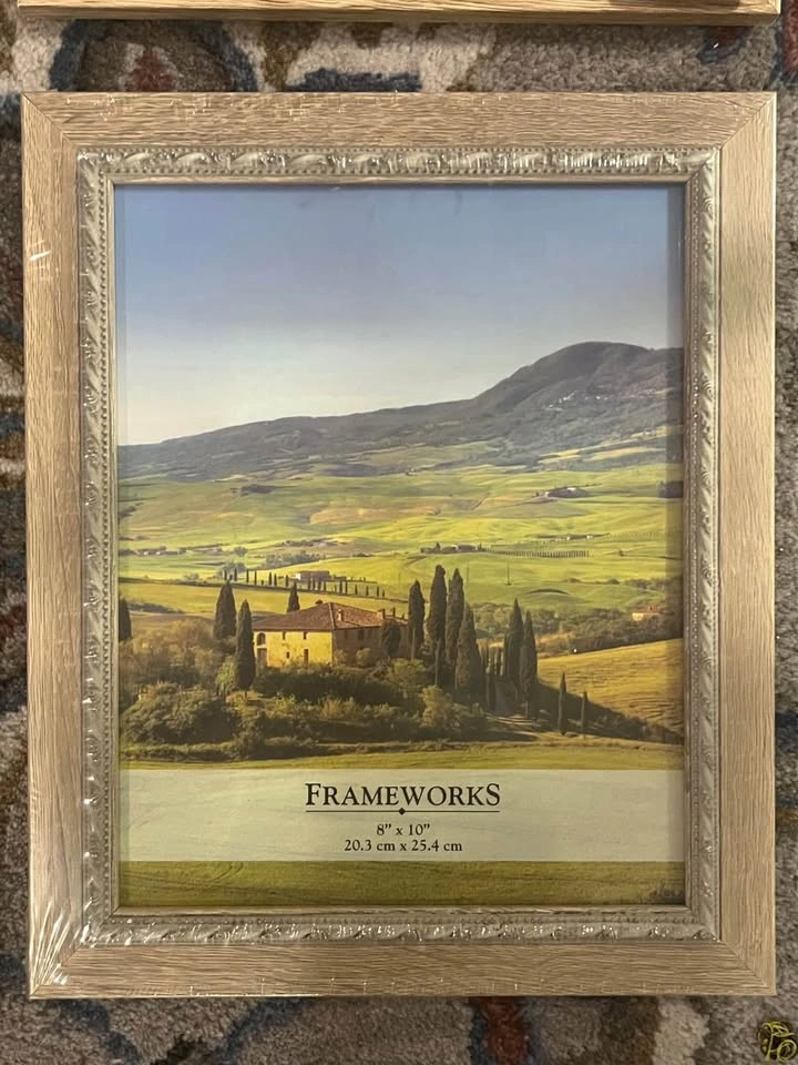 8x10” Picture Frames Set of 4 - photo 2