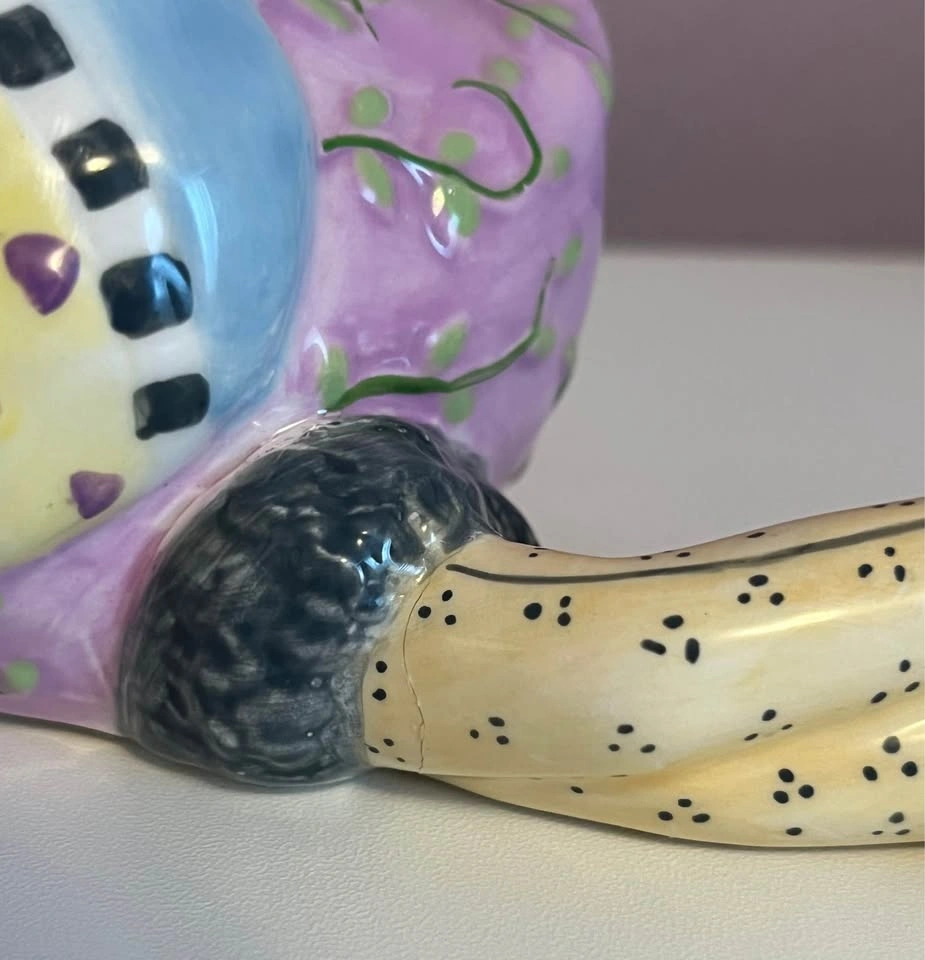 Stylish Chicken Ceramic Figure - photo 3