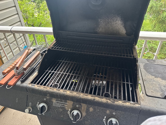 Nexgrill 4-Burner Gas Grill