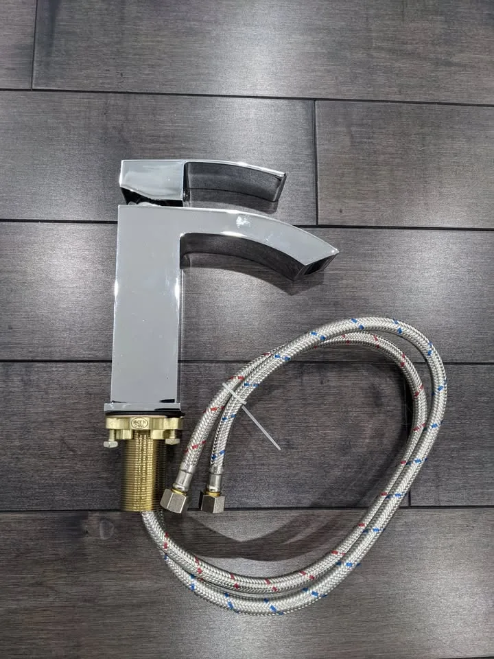 Brand New in Box Modern Bathroom Faucet image indicator(3)