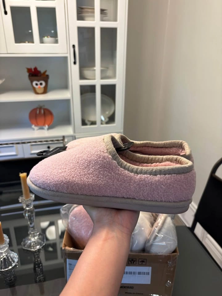 New Slippers (La Vie En Rose) - photo 2
